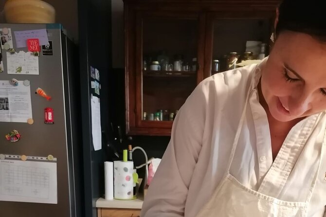 3.5 Hours Fresh Pasta and Tiramisù Cooking Class with Meal - Meeting at Via Chiassi 69 (and getting there without stress)