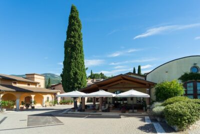 Amarone 2005 Wine Experience - Cellar Tour and the Barricade Area: Why the Walk Matters
