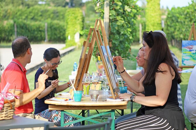 Art Experience with Food and Wine Tasting in Lazise - Entering Le Ginestre: the starting point that sets the tone
