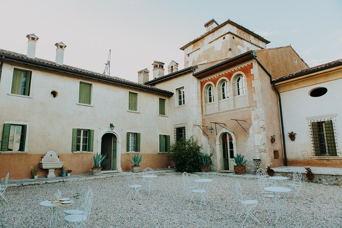 Art & Wine Experience in Valpolicella at Palazzo Montanari - The courtyard setting and the view near Verona