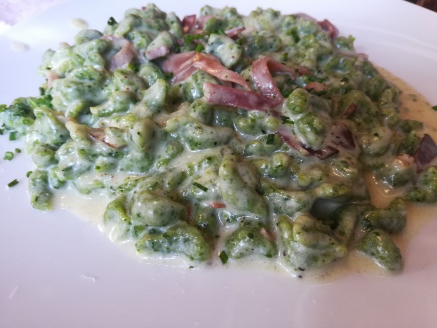 Bolzano: Guided Traditional Food Tour - Starting at Piazza del Municipio near Sportler: get oriented fast