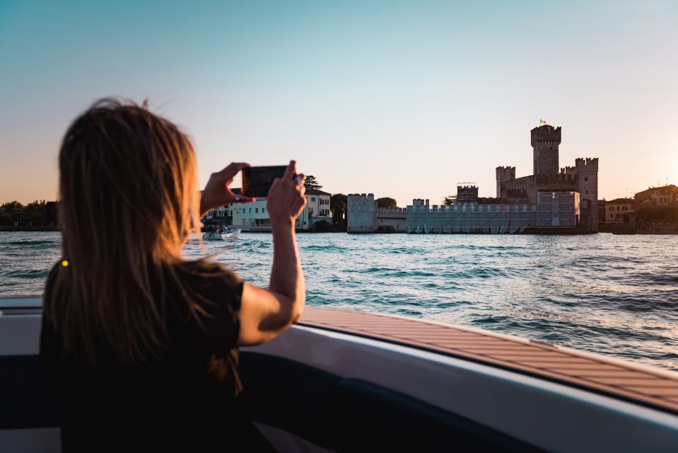 Desenzano del Garda: Sunset Boat Trip at Sunset with Drink - What 75 Minutes on Lake Garda Feels Like