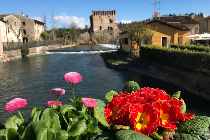 E-bike adventure among medieval castles and old villages - Starting Point and Timing: 9:30 am in Villafranca di Verona