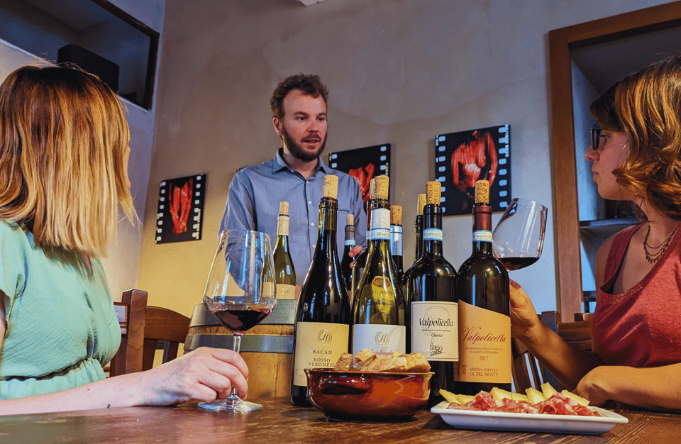 Easy Wine Tasting in Verona City Center - Logistics That Affect Your Experience: Timing, Language, and Group Size