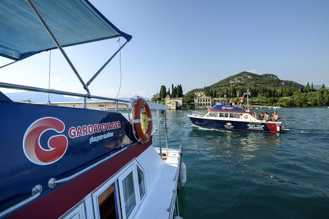 From Peschiera: Southern Lake Garda cruise with lunch - Meet Captain Gigi and learn what you’re seeing from the boat