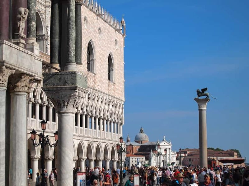From Verona: Venice full-day guided trip - St. Mark’s Square Walking Tour: What You Gain With Headphones