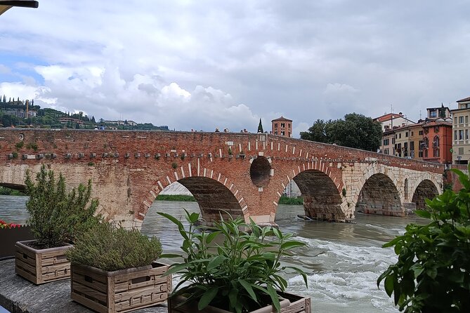 Hidden Verona & Kids Fun tour - What I like most: stories tied to real corners