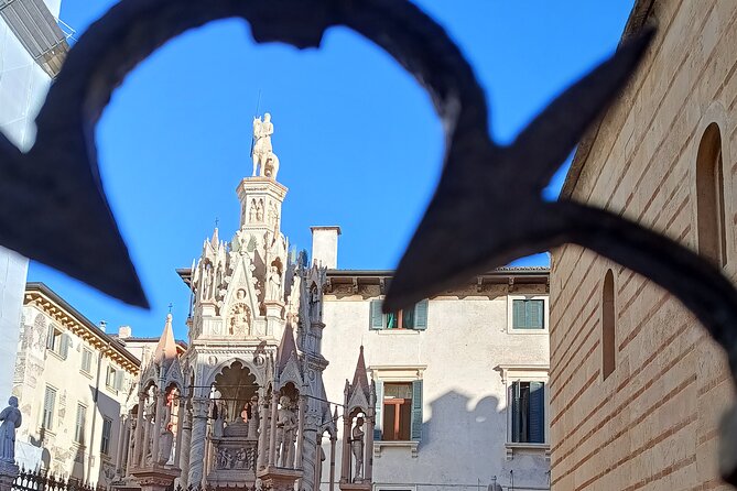 Hidden Verona & Kids Fun tour - Piazza Brà and the Roman Arena: your first Verona wow