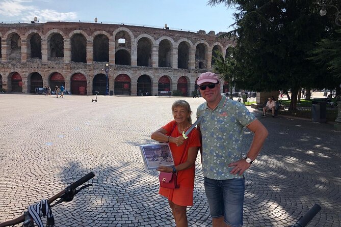 Highlights and hidden gems Verona Bike Tour - Stop 1: Piazza Bra and the Arena di Verona from up close