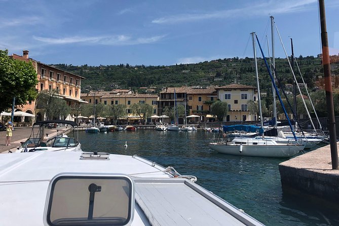 Lake Garda 4-Hour guided Boat Cruise to Sirmione - Weather reality and timing: the day can change fast