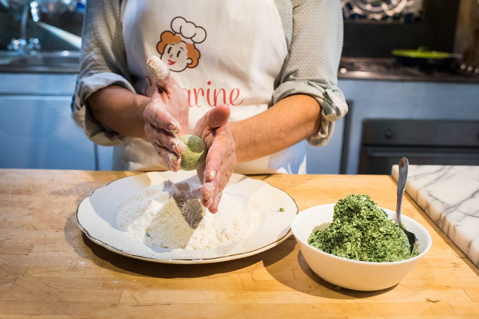Lake Garda: Dining Experience at a Local's Home - Meeting point and getting there: your biggest practical tip