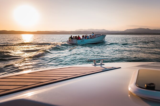 Lake Garda Mini Cruise: Sirmione Peninsula - Sights you’ll spot: caves, beaches, villas, and thermal waters