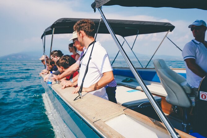 Lake Garda: Sirmione Boat Tour and Walking Tour - The 40-minute boat loop: villas, the peninsula, and Catullo from the water