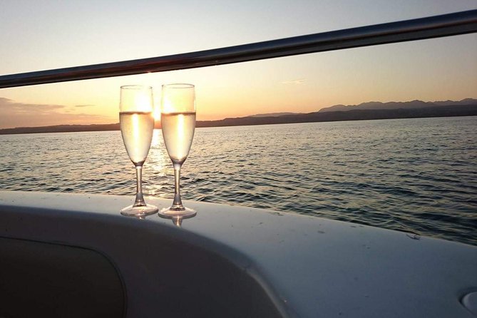 Lake Garda Sunset Cruise from Sirmione with Prosecco - The “wow” stretch: sulphur springs and castle bridges