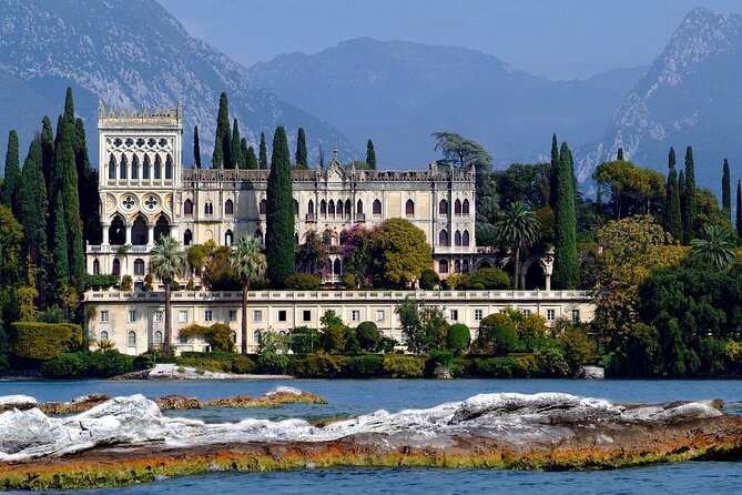 Lake Garda Tour aboard a Venetian Taxiboat - Why a Venetian Taxi Boat Makes Sense on Lake Garda