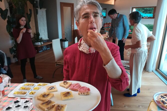 Pasta Cooking Lesson and Lunch on Garda Lake - Lunch at their table: eating your creations with classic seasonal extras