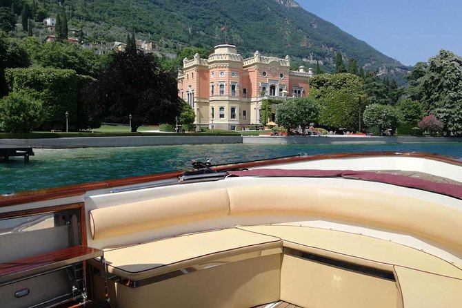 Private boat tour to Isola del Garda and surroundings. - Key moments that make this cruise worth it