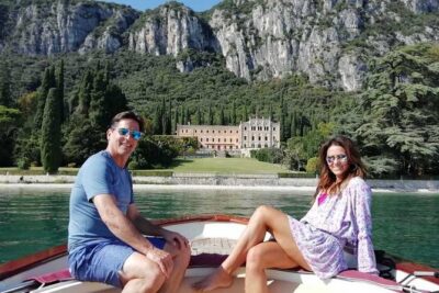 Private boat tour to Isola del Garda and surroundings. - The Prosecco toast and photo help: small inclusions, big impact