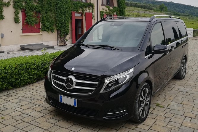 Private Luxury Transfer from Verona to Riva del Garda (or vice versa) - Verona and Riva del Garda, connected in one calm move