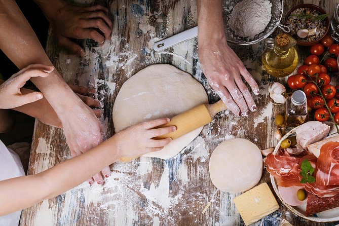 Private Pizza & Tiramisu Class at a Cesarina's home with tasting in Verona - Why a Cesarina Home Kitchen Feels More Like Italy