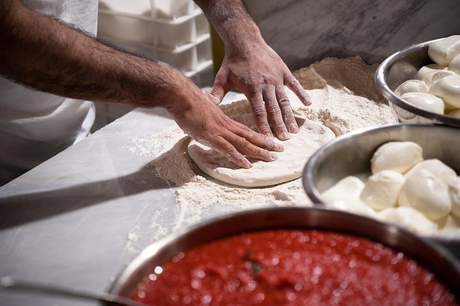 Private Pizza & Tiramisu Class at a Cesarina's home with tasting in Verona - Meeting in Verona and Getting Settled Before You Cook