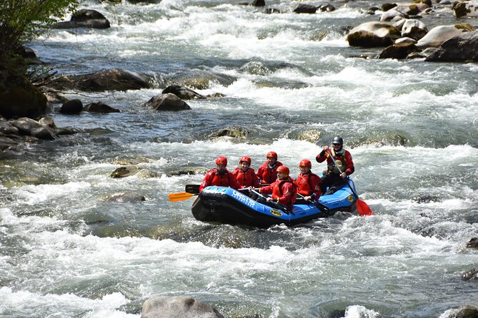 Rafting Power in the Noce stream in Ossana - The Main Event on the Noce: 360° Turns, Dinghy Racing, and Splashy Challenges
