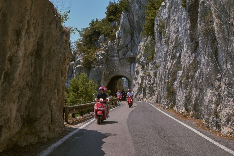 Riva del Garda: Lake Garda self-guided Vespa tour - Why a self-guided Vespa loop works on Lake Garda