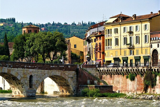 Secret Verona Walking Tour - The guide role: how Julia-style interpretation changes everything