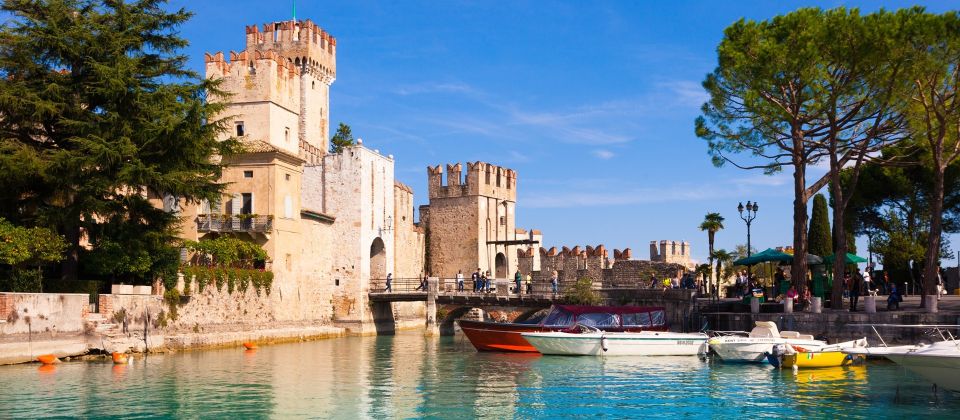 Sirmione: Walking and Speedboat Tour - Inside the castle walls: Roman remains and medieval sights on one route