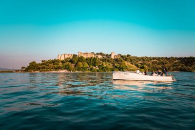 Sunset Tour in Sirmione - Aquaria Thermal SPA Views: A Break Without Leaving the Boat