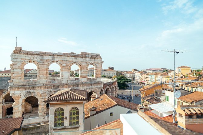 Verona Arena & Surroundings PRIVATE TOUR with Ticket Included - Meeting point and route basics: Piazza Indipendenza to Piazza Brà