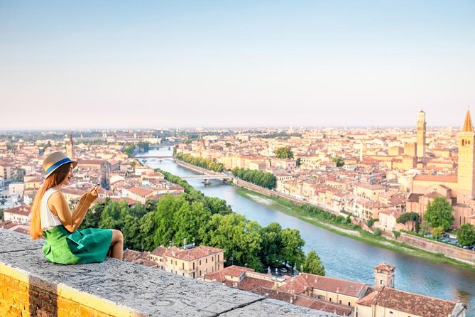 Verona by Moonlight: A Nighttime Path Through History and Romance - How the 90-Minute Route Feels: Piazza to Roman Stage