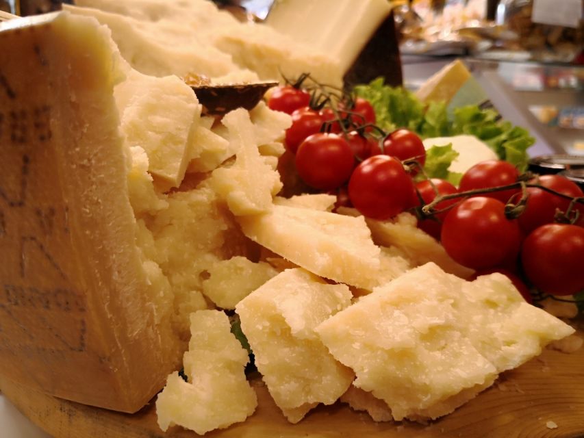Verona: Cheese Tasting and Pairing - The Five Cheeses You’ll Learn to Distinguish