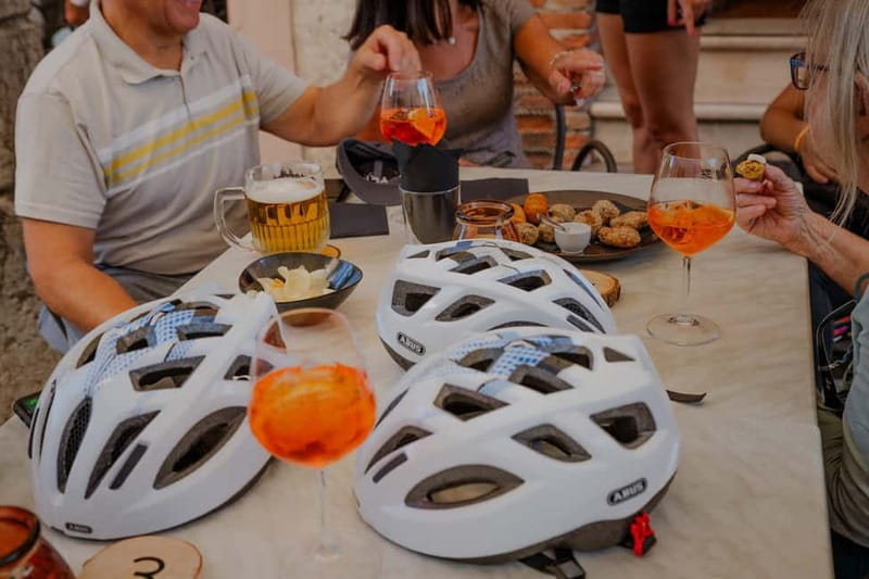 Verona: City E-Bike Tour with Lunch - Electric bikes and traffic: what to know before you set off