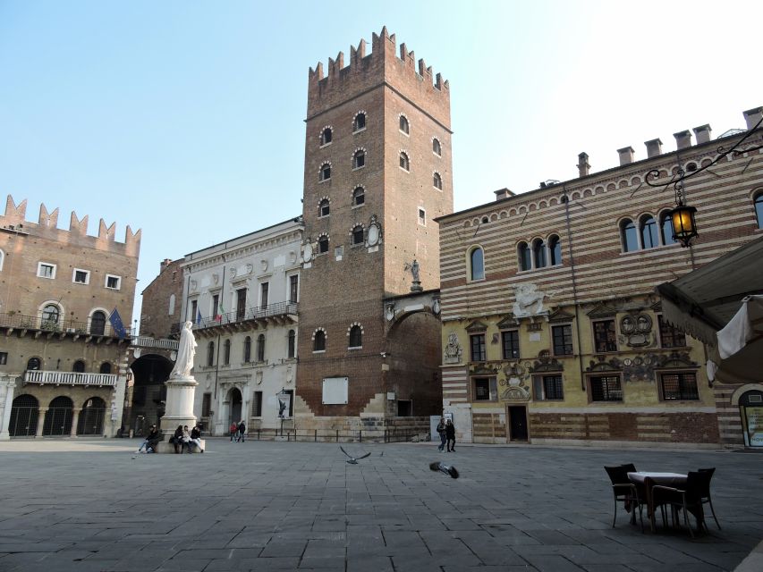 Verona Full-Day Tour from Lake Garda - Ponte Pietra and the Adige: short stop, big vibe