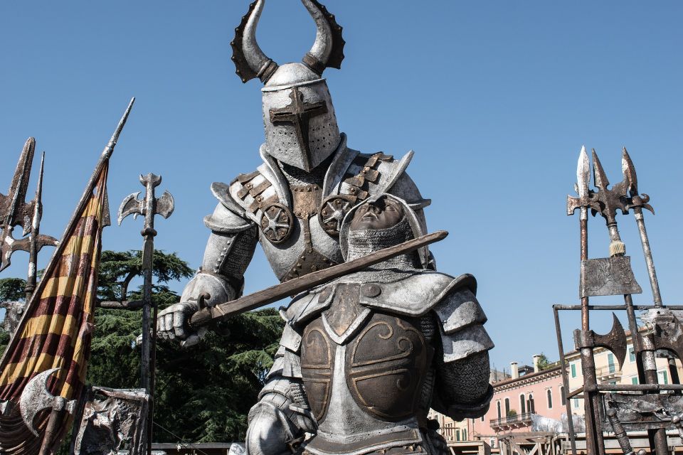 Verona Full-Day Tour from Lake Garda - Via Mazzini free time: shops, snacks, and where to spend your energy