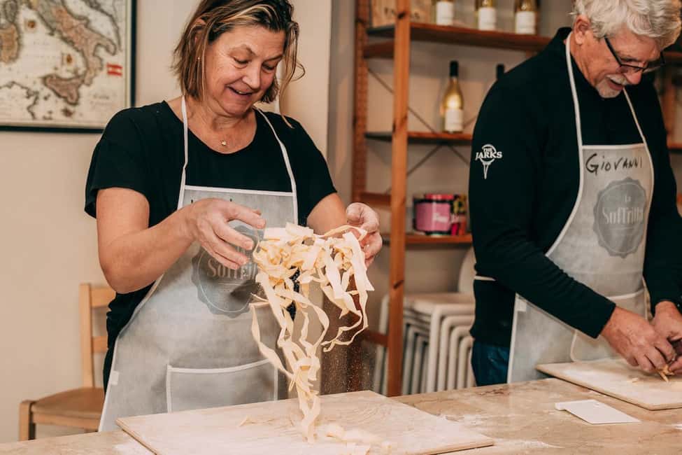 Verona: Hands-on Fresh Pasta and Tiramisù Cooking Class - Getting to the meeting point near the theater (and what to expect first)