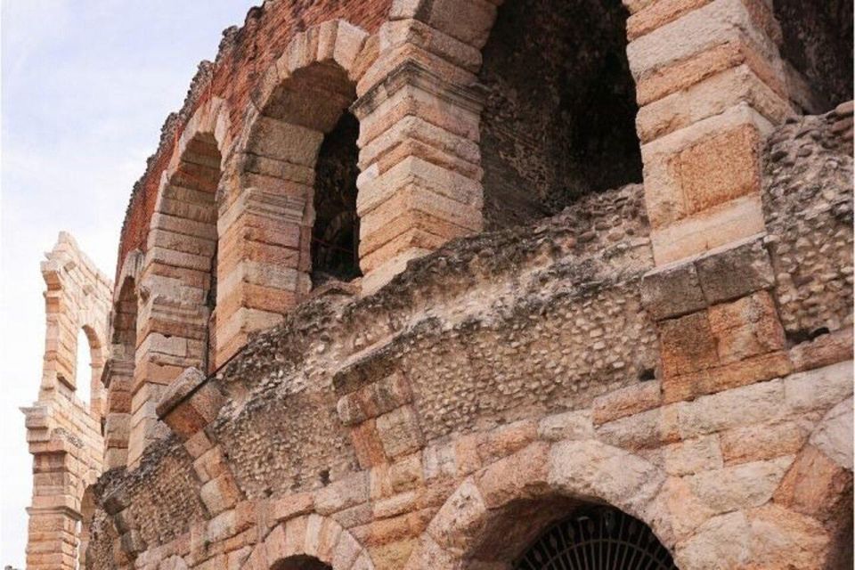 Verona: Highlights and Hidden Gems Walking Tour - Key Points You’ll Feel Right Away