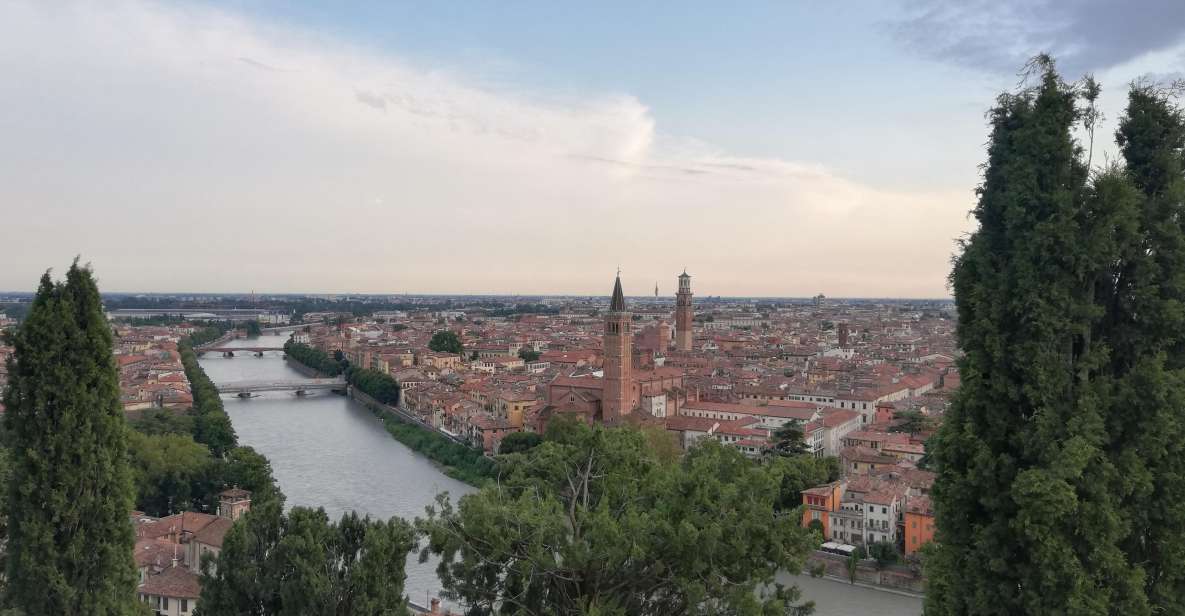 Verona: Night Walking Tour - Key highlights worth your attention