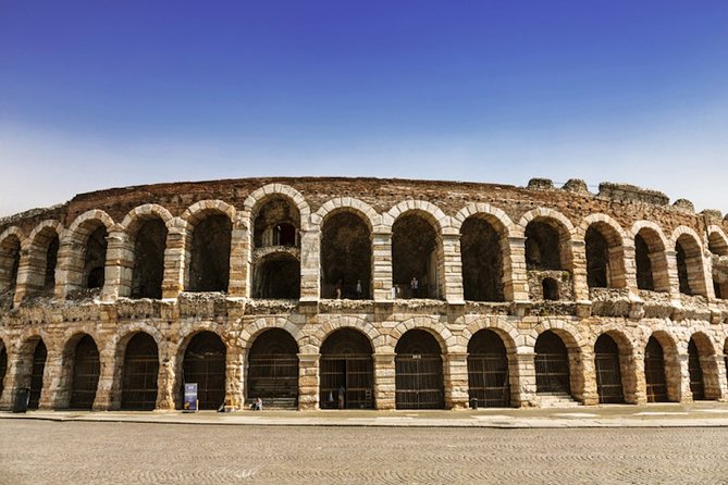 Verona Private Guided Walking Tour, Romeo & Juliet and More - Customization in a 2-hour private walk