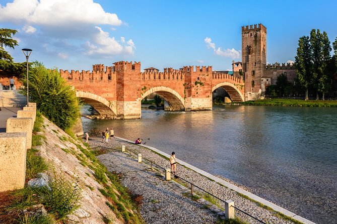 Verona Private Walking Tour with a Local - Key Things You’ll Notice Right Away