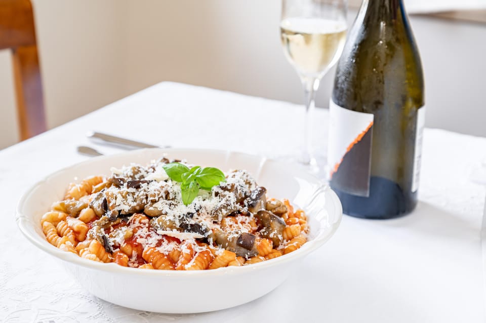 Verona: Prosecco and Pasta Making Class at a Local's Home - Price and value: is $112.15 per person fair for a private home class?