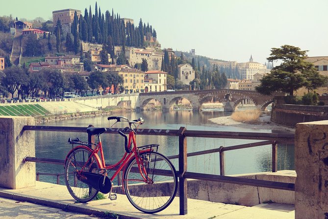 Verona Small Group Guided Walking Tour: Romeo & Juliet and More - What to bring and how to plan your two hours