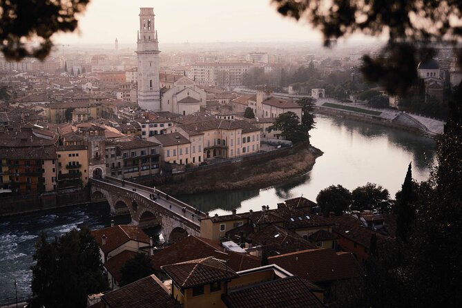 Verona Walking Tour with Audio and Written Guide by a Local - Piazza delle Erbe and Casa di Giulietta: the emotional center
