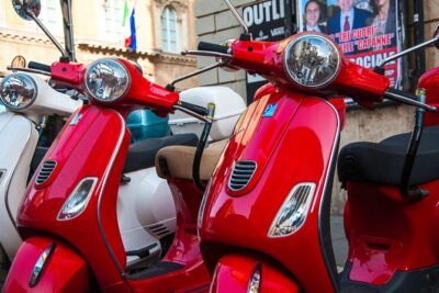 Vespa tour Lago di Garda (solo noleggio) - Vespa choice and driver rules: license and comfort come first